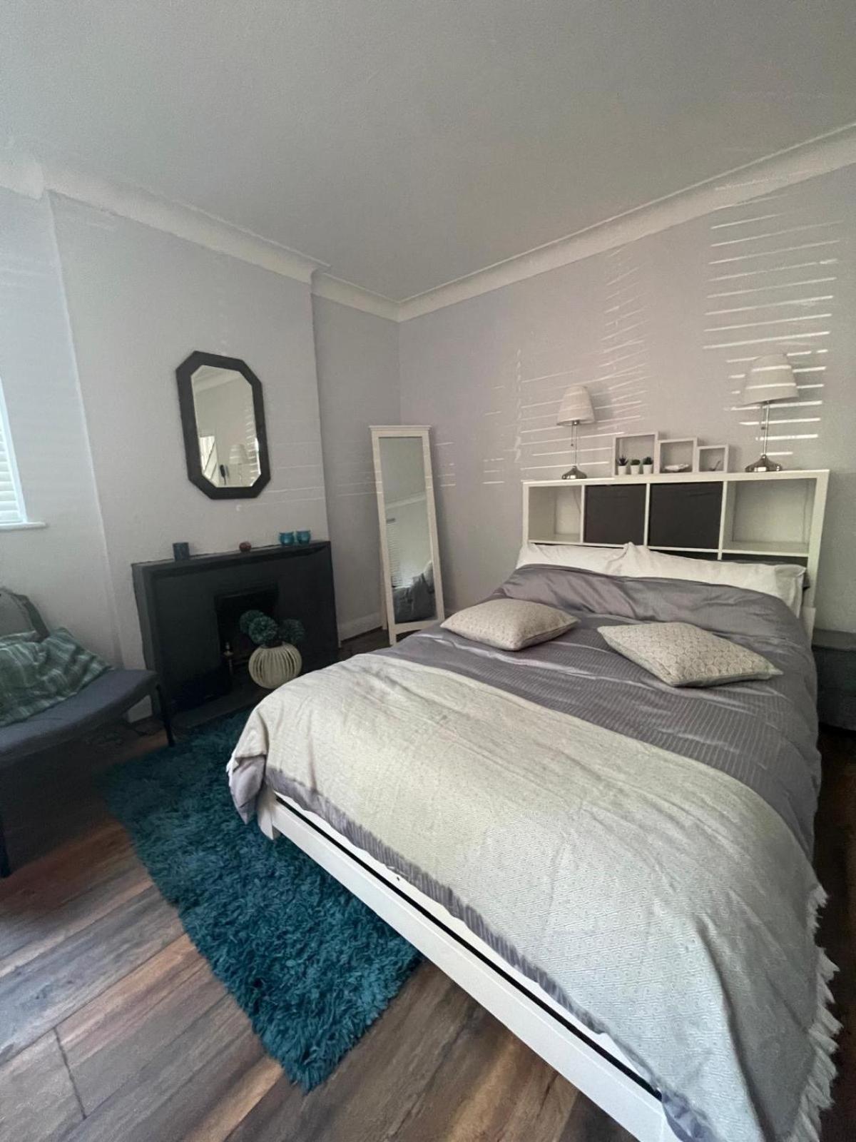 Spacious Double Studio-Style Room Orpington Exteriör bild